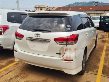 2011 TOYOTA WISH