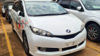 2011 TOYOTA WISH