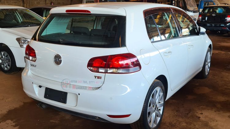 2011 VOLKSWAGEN GOLF TSI