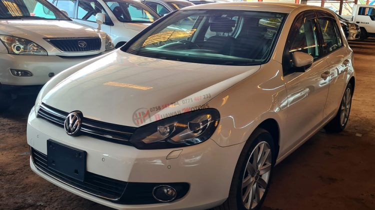 2011 VOLKSWAGEN GOLF TSI