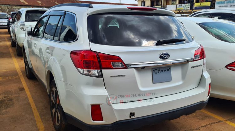 2012 SUBARU OUTBACK