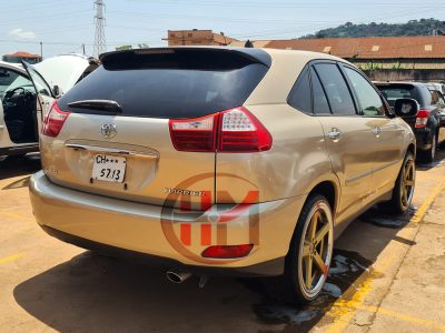 2012 TOYOTA HARRIER