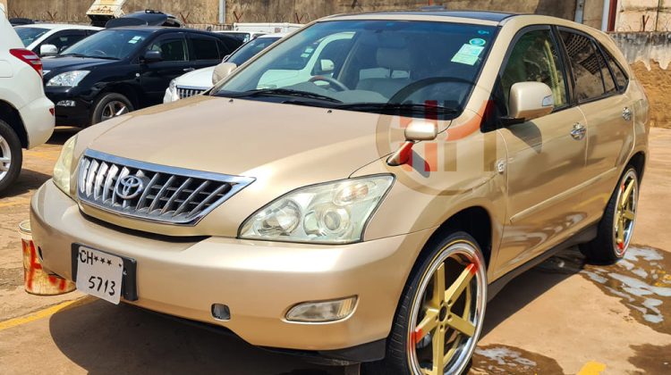 2012 TOYOTA HARRIER