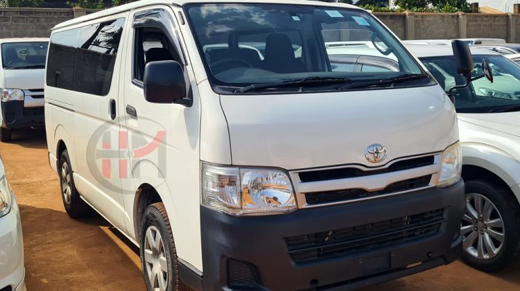 2012 TOYOTA HIACE VAN