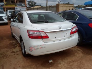 2012 TOYOTA PREMIO