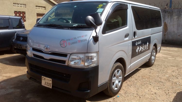 2013 TOYOTA HIACE VAN