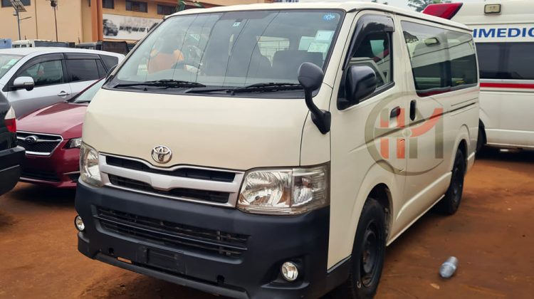 2013 TOYOTA HIACE VAN