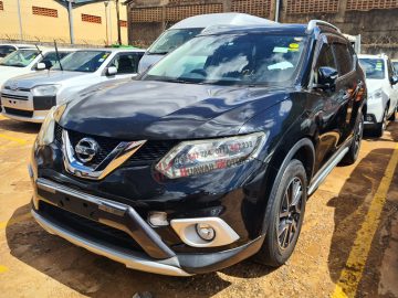 2014 NISSAN X-TRAIL