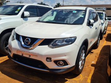 2014 NISSAN X-TRAIL