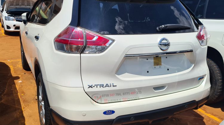 2014 NISSAN X-TRAIL