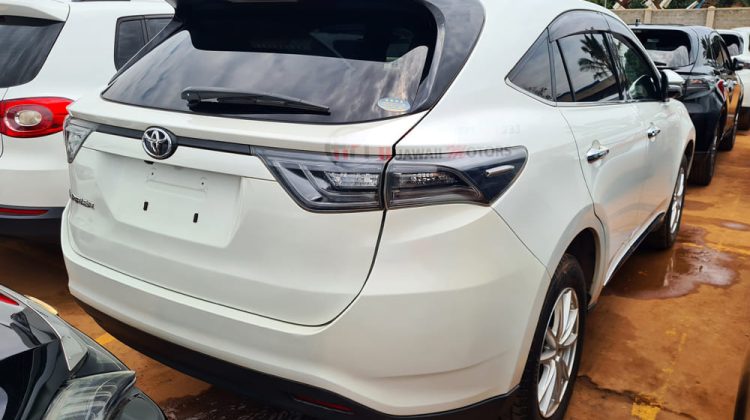 2014 TOYOTA HARRIER