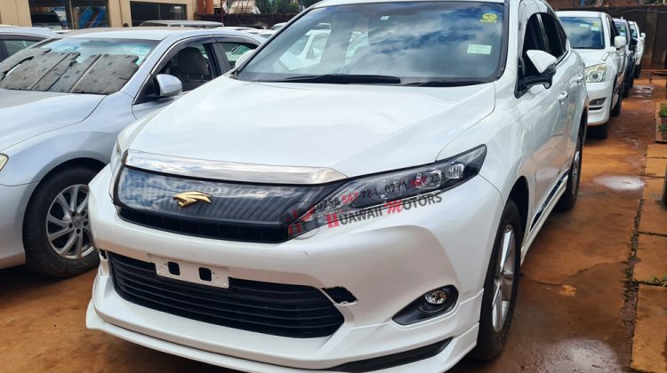 2014 TOYOTA HARRIER