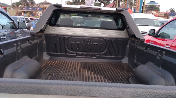 2014 TOYOTA HILUX SINGLE CABIN PICKUP