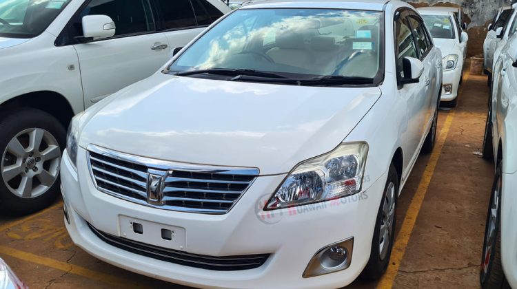 2014 TOYOTA PREMIO