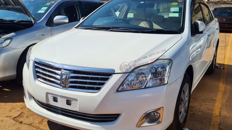 2014 TOYOTA PREMIO