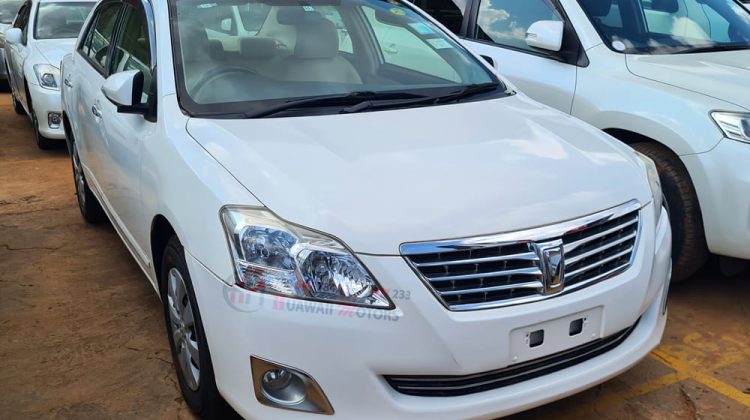 2014 TOYOTA PREMIO