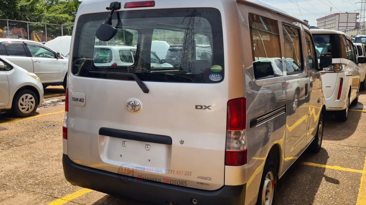 2014 TOYOTA TOWNACE DX VAN