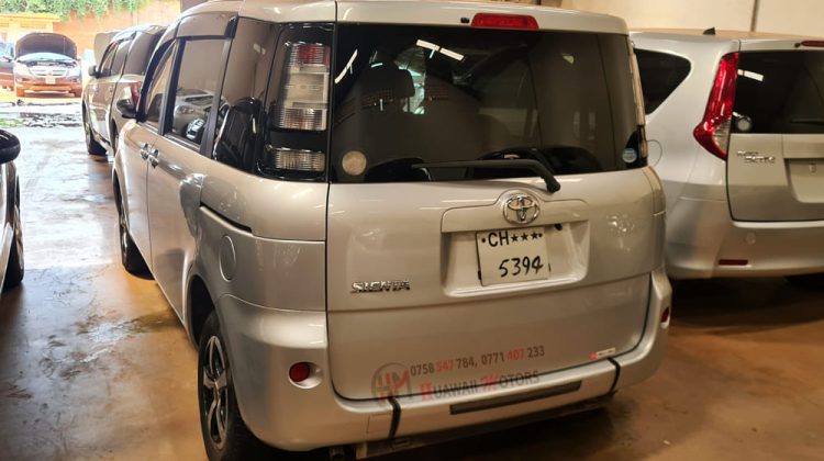 2014 TOYOTA SIENTA