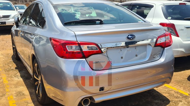 2015 SUBARU LEGACY B4