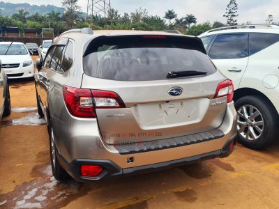 2015 SUBARU OUTBACK