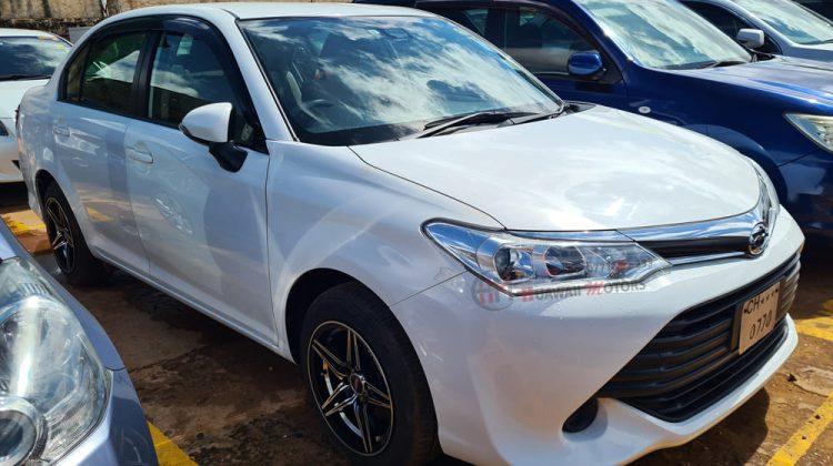 2015 TOYOTA COROLLA AXIO