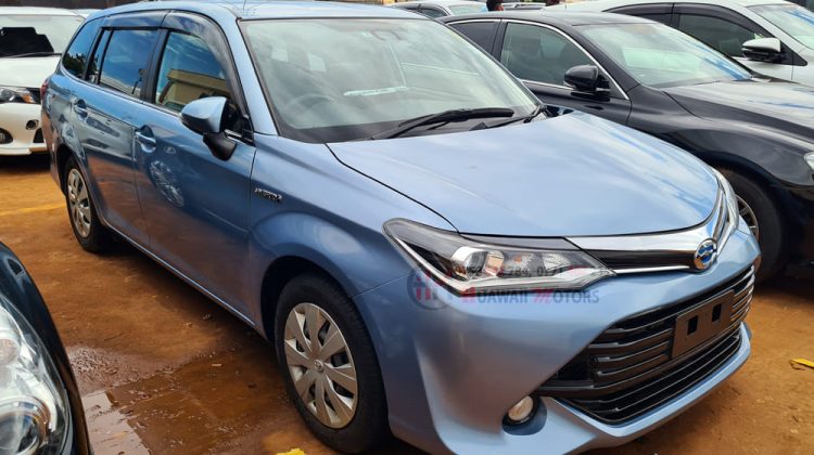 2015 TOYOTA COROLLA FIELDER HYBRID