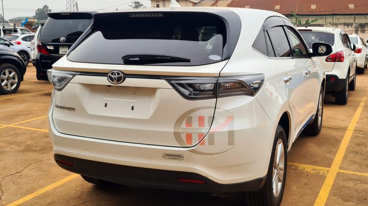 2015 TOYOTA HARRIER