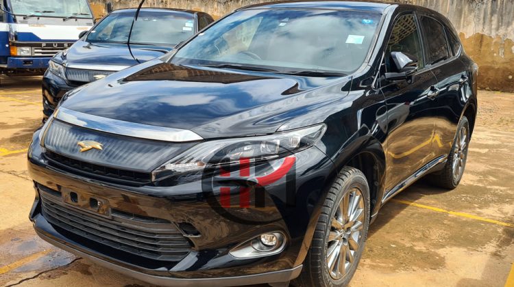 2015 TOYOTA HARRIER