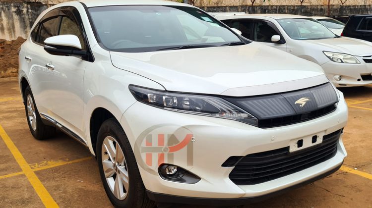 2015 TOYOTA HARRIER