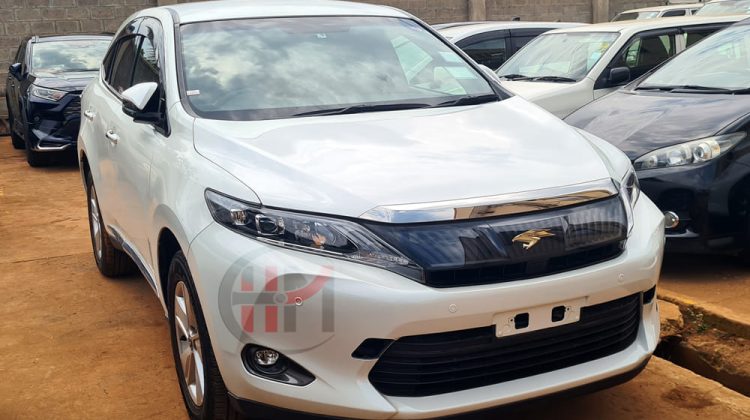 2015 TOYOTA HARRIER