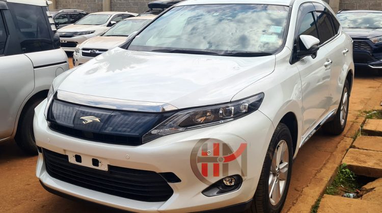 2015 TOYOTA HARRIER