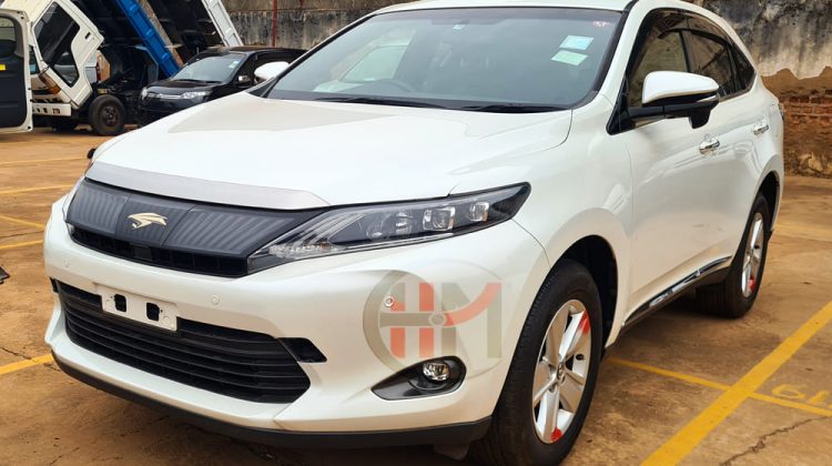 2015 TOYOTA HARRIER