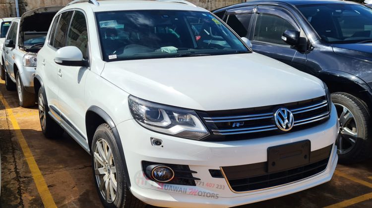 2015 VOLKSWAGEN TIGUAN