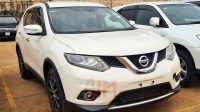 2015 NISSAN X-TRAIL