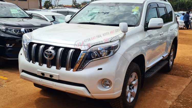 2015 TOYOTA LAND CRUISER PRADO