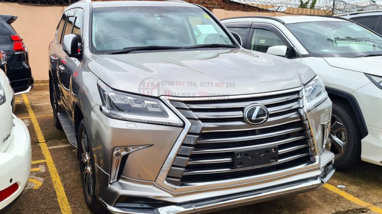 2016 LEXUS LX570