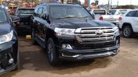 2017 TOYOTA LAND CRUISER V8 ZX