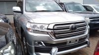 2017 TOYOTA LAND CRUISER V8 ZX