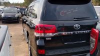 2017 TOYOTA LAND CRUISER V8 ZX