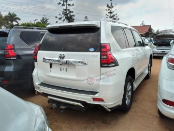 2019 TOYOTA LAND CRUISER PRADO TX