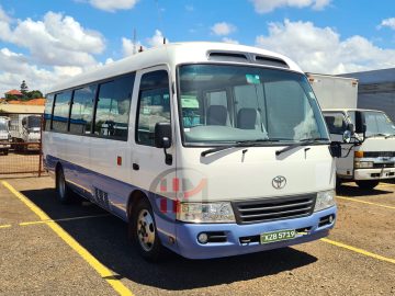 2010 TOYOTA COASTER