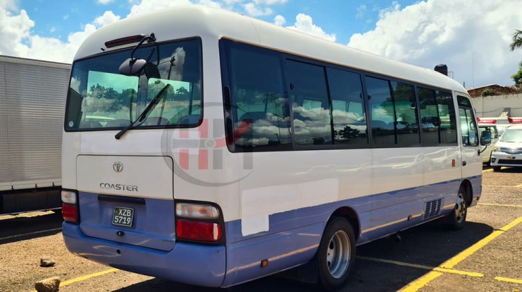 2010 TOYOTA COASTER