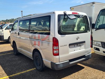 2016 TOYOTA HIACE VAN