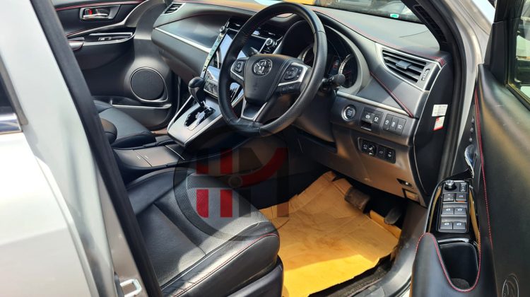 2017 TOYOTA HARRIER HYBRID