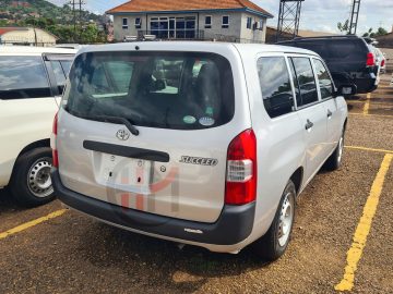 2016 TOYOTA SUCCEED