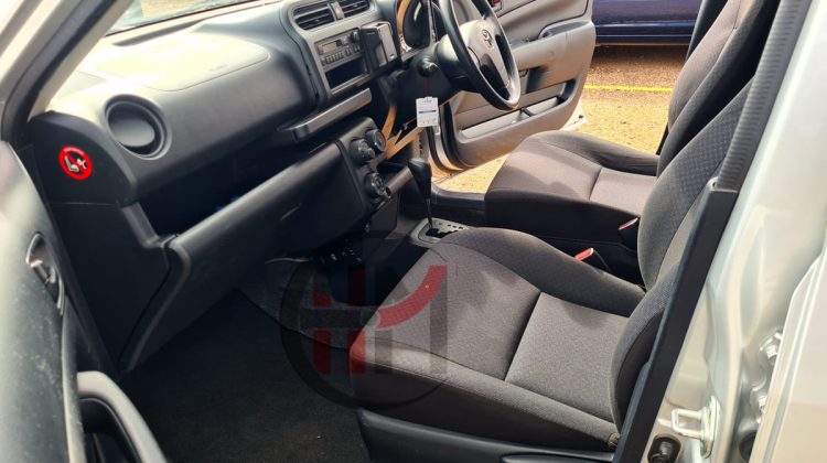 2016 TOYOTA SUCCEED
