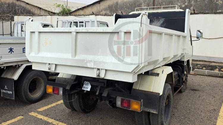1992 MITSUBISHI CANTER 4D33 TIPPER