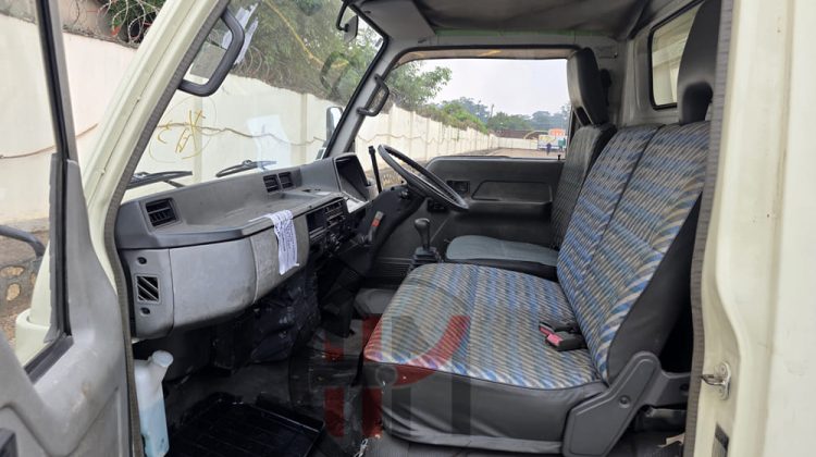 1992 MITSUBISHI CANTER 4D33 TIPPER