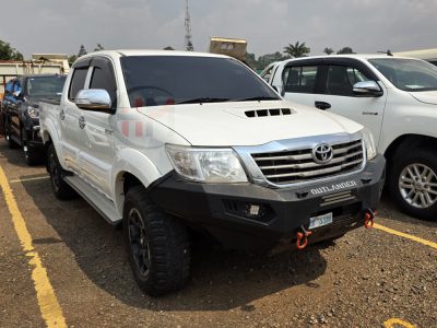 2012 TOYOTA HILUX DOUBLE CABIN