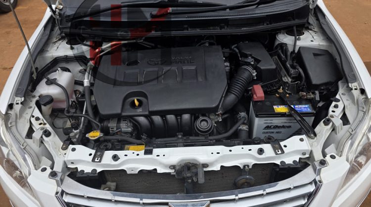 2012 TOYOTA PREMIO